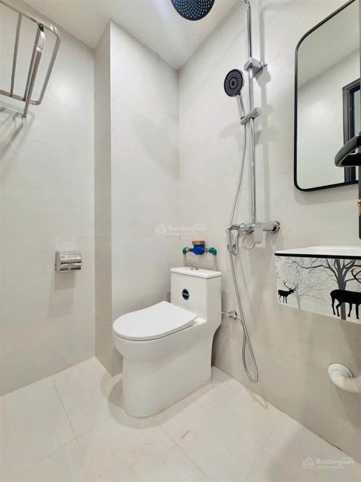 Cho thuê nr 20m2 x 4 tầng ở ngõ văn hương  tôn đức thắng, giá 7 triệu vnd