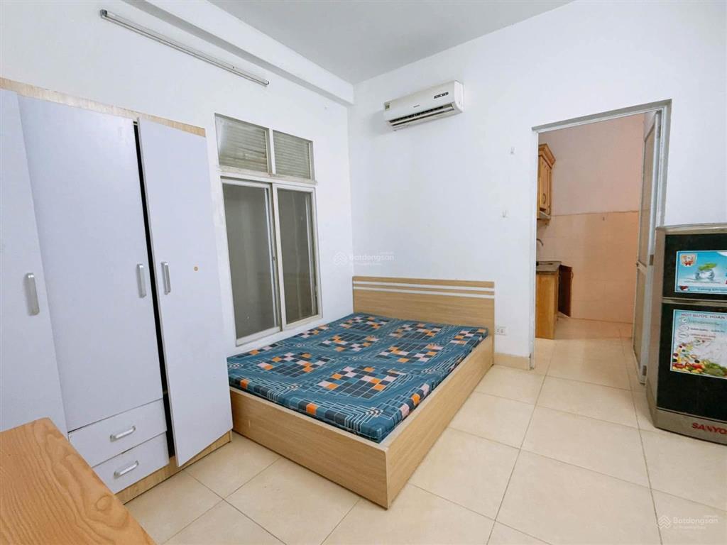 Cho thuê phòng cấp 4 đủ đồ khép kín ở ngõ 93 hoàng văn thái