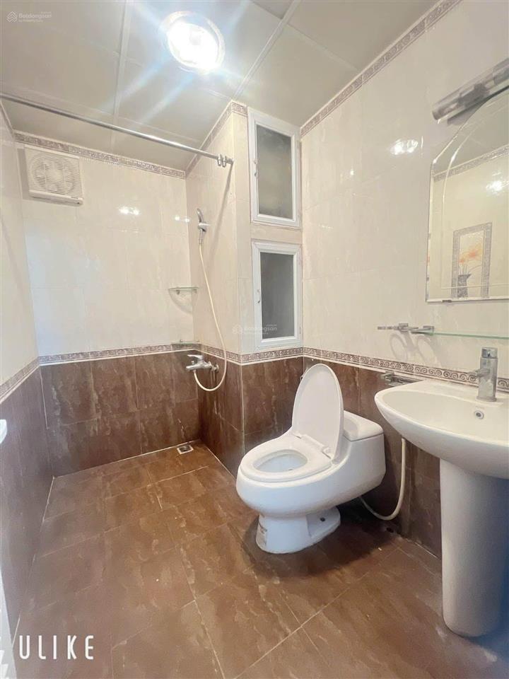Cho thuê nhà riêng 4 tầng ở ngõ 120 vĩnh tuy (gần kinh doanh công nghệ)