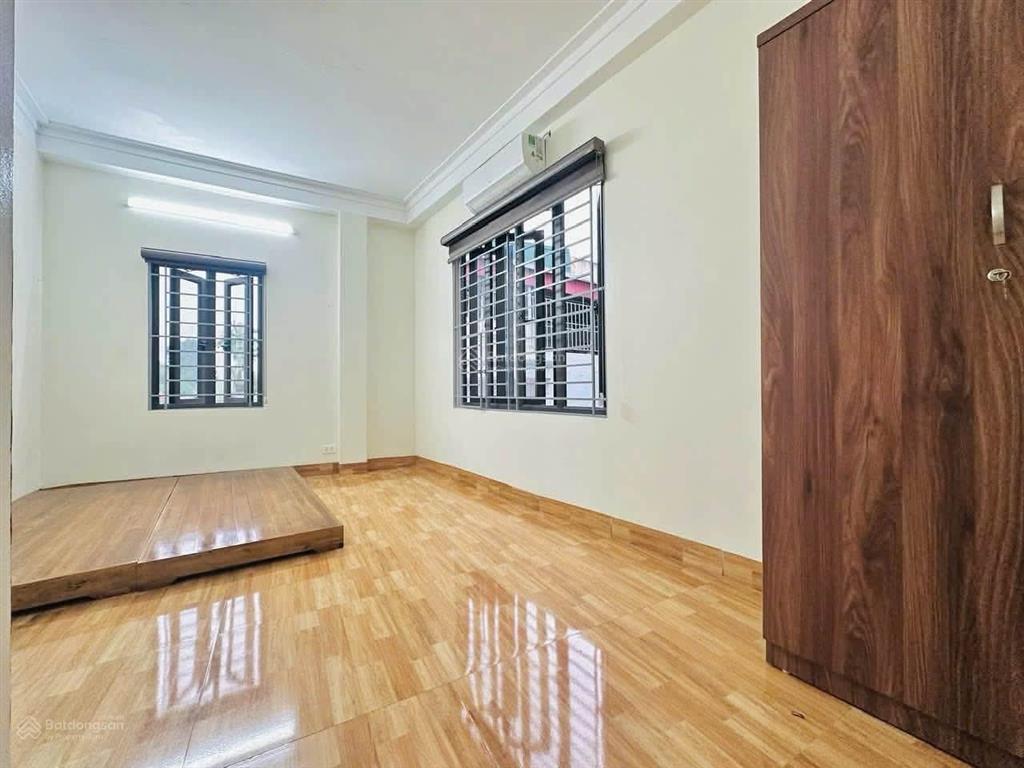 Cho thuê phòng 36m2 khép kín mới xây ở 133 ngũ nhạc gần (trường kinh  công)