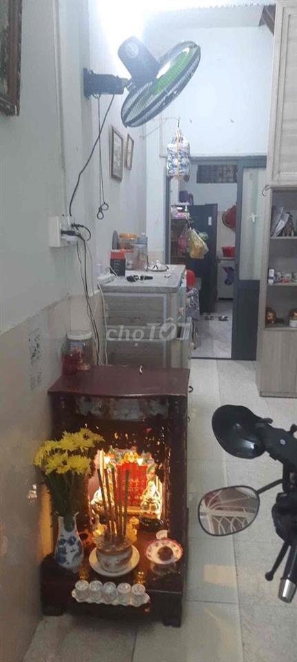 Nhà trệt lầu hẻm xe hơi Đường 11, giá 6.3 tỉ tl