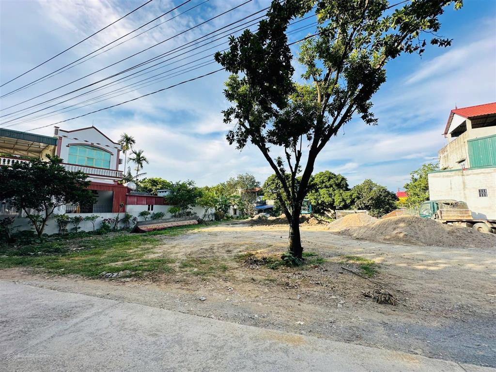 Bán đất cao dương lương sơn mặt tiền 36m