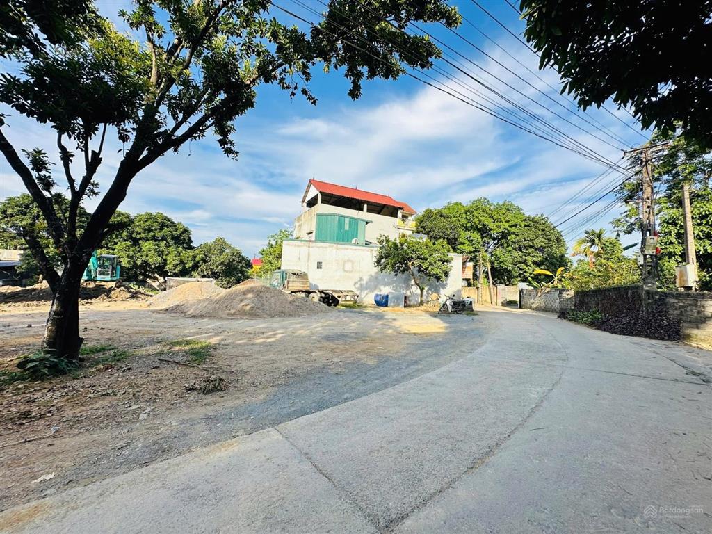 Bán đất cao dương lương sơn mặt tiền 36m