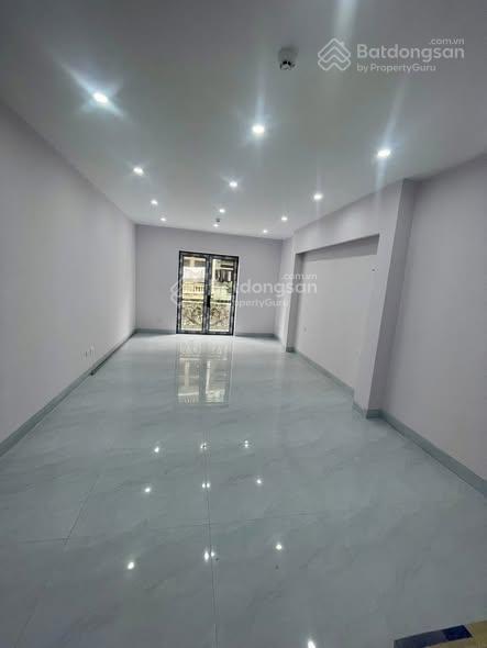 Bán căn hộ dịch vụ, mặt phố phạm thận duật, cầu giấy ( dt 50m 8 tầng mt 4m )