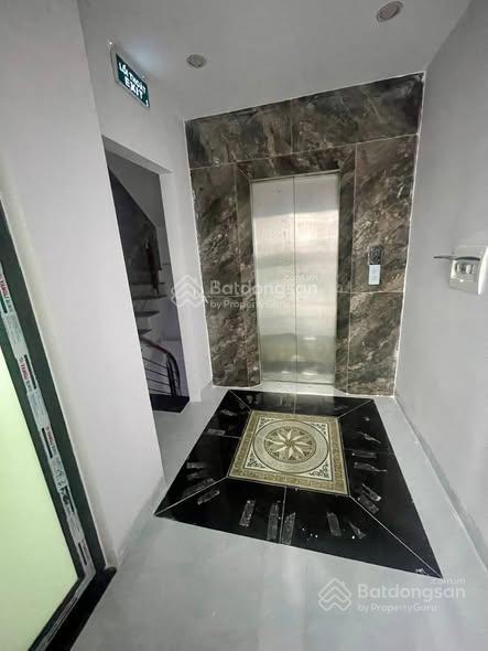 Bán căn hộ dịch vụ, mặt phố phạm thận duật, cầu giấy ( dt 50m 8 tầng mt 4m )