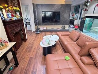 Bán căn hộ chung cư 102 thái thịnh 3pn2wc full nội thất sang trọng,đẳng cấp,tầng đẹp, lô góc thoáng