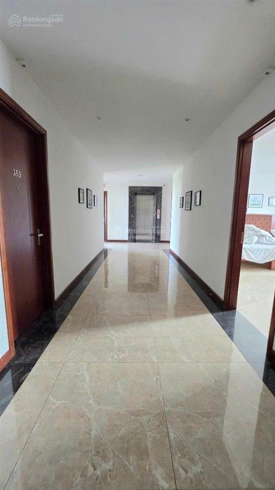 Bán khách sạn nam cảng tuần châu  hạ long  quảng ninh  vị trí siêu đẹp, thoáng mát, mt khủng 18m