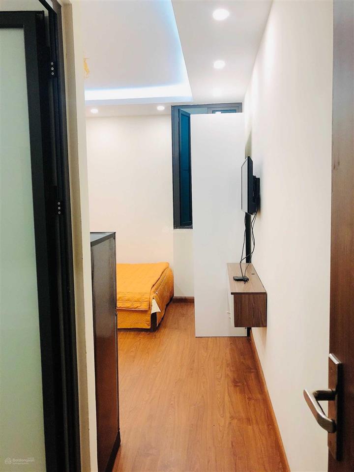 Chính chủ cho thuê ccmn 4 triệu  30m2  87 hoàng quốc việt full nội thất nhập khẩu, đẳng cấp