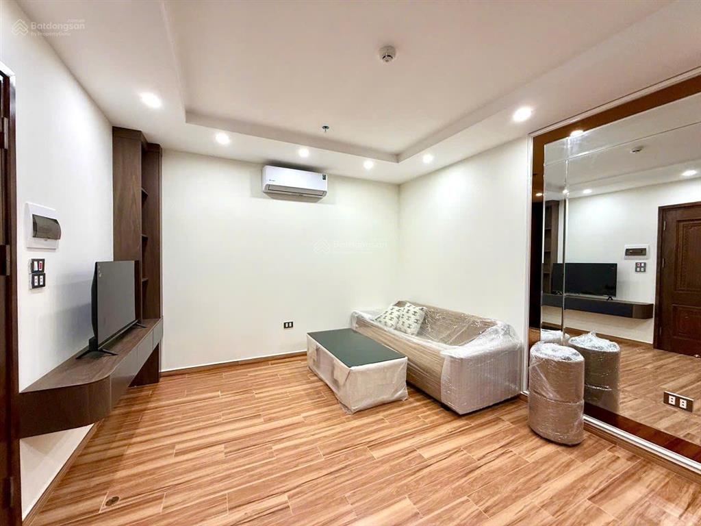 Chính chủ cho thuê căn hộ 1n1k  60m  8tr5  tây hồ full nội thất nhập khẩu đẳng cấp