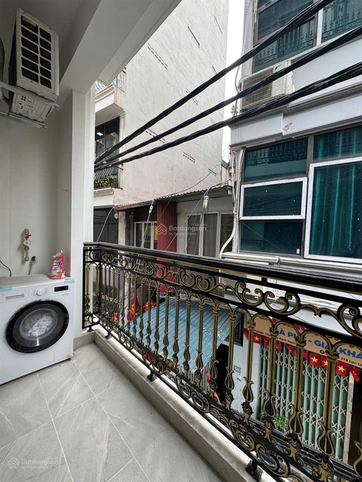 Chính chủ cho thuê căn hộ trích sài 2n1k  9,5tr full nội thất giữa con phố hồ tây lộng gió