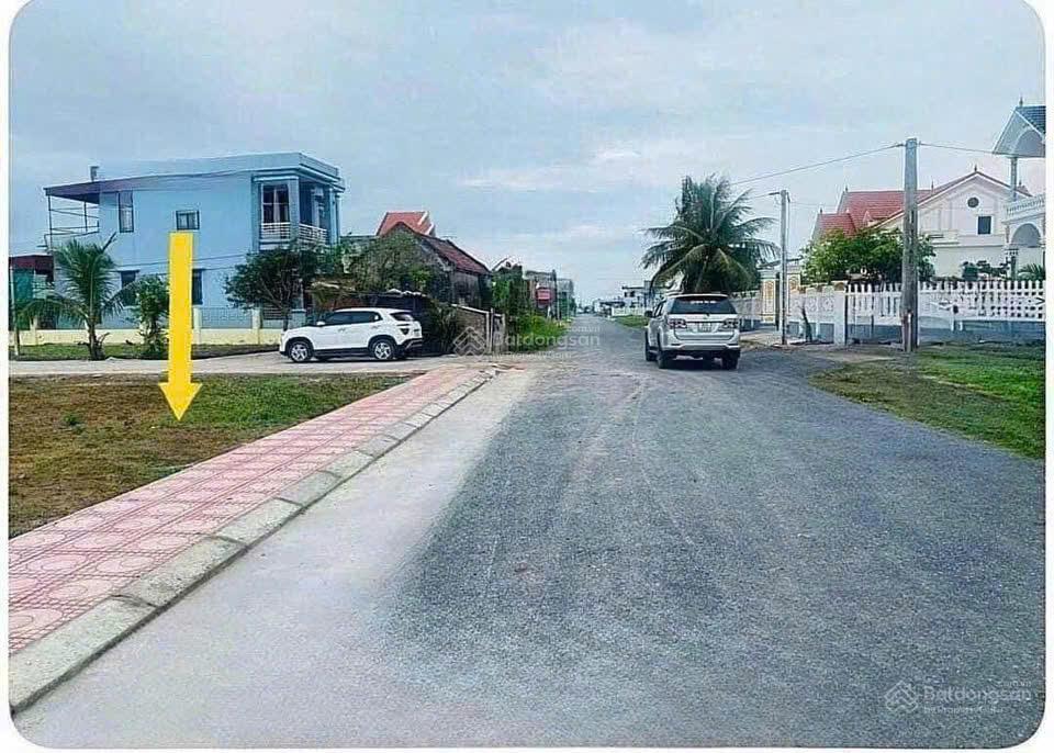 Chính chủ em bán lô đất trục chính kinh doanh 86,3m2 giá thu về 900 triệu ở khu du lịch quất lâm