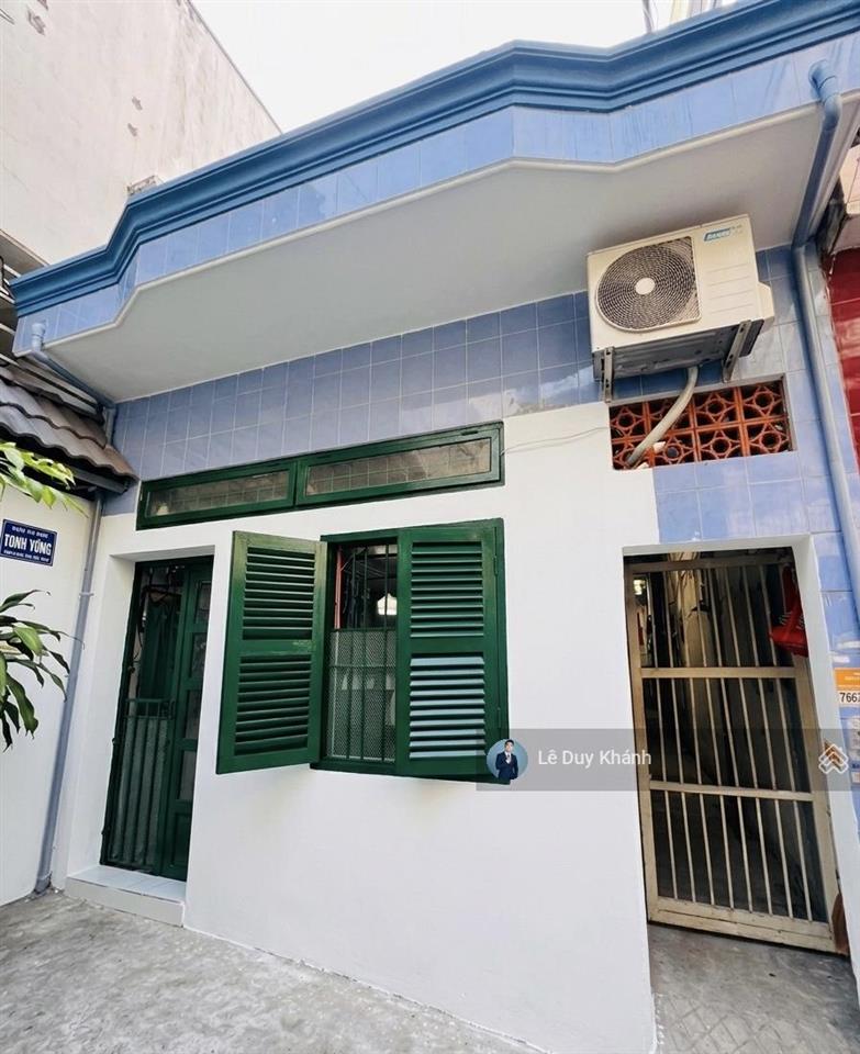 Bán đất tặng dãy trọ 6 phòng 105m² (4,5m x 23m)  hẻm xe hơi ngay nhà ga văn thánh  chỉ 79tr/m2