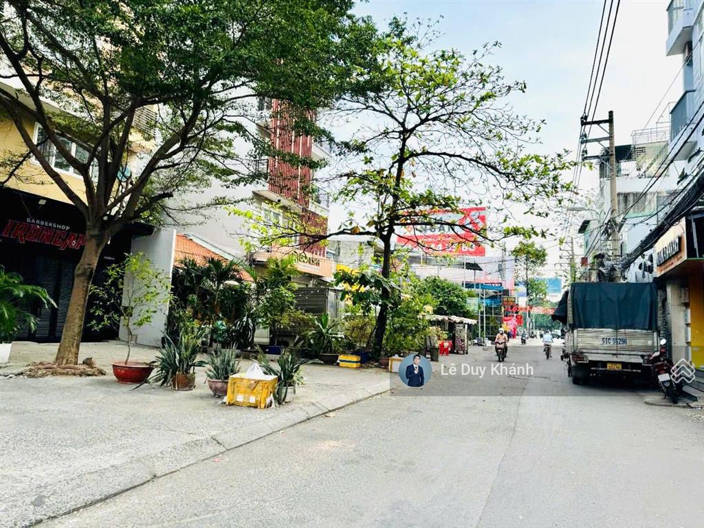 Bán đất tặng dãy trọ 6 phòng 105m² (4,5m x 23m)  hẻm xe hơi ngay nhà ga văn thánh  chỉ 79tr/m2