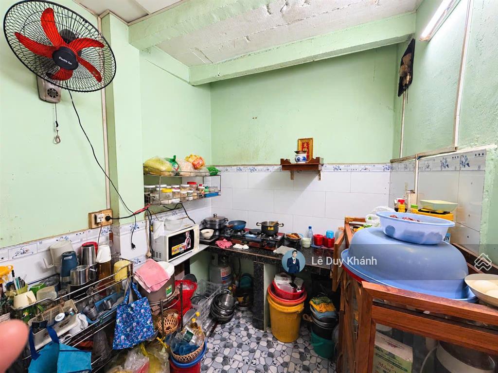 Bán đất tặng nhà 2 tầng ngang đẹp 5m  hẻm xe hơi ngủ trong nhà khu vip lam sơn