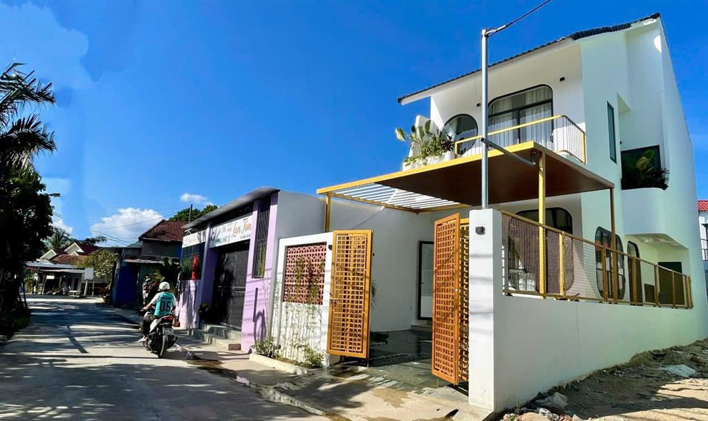 Bán Nhà Mới Tinh Có Sân Ô Tô Khu Bắc Nha Trang - Đường 6m (QH 10m) - Diện Tích 104m2 -