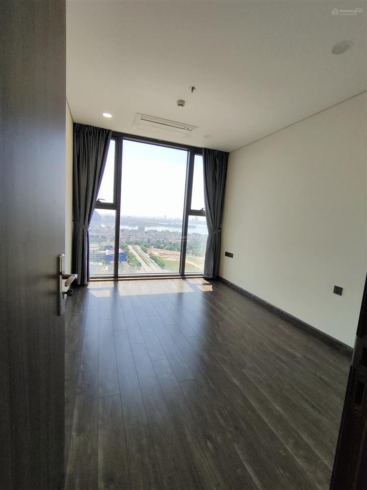Cần cho thuê căn 3pn view hồ tây siêu đẹp, ảnh chuẩn căn hộ 100% tòa cao cấp n01t7 han jardin. 17tr