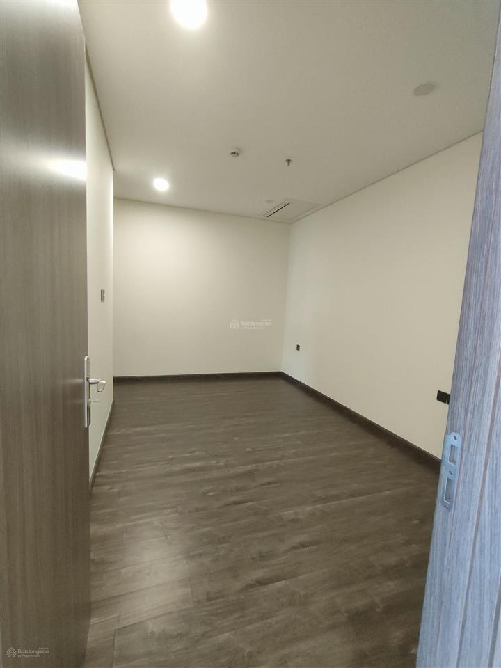 Cần cho thuê căn 3pn view hồ tây siêu đẹp, ảnh chuẩn căn hộ 100% tòa cao cấp n01t7 han jardin. 17tr
