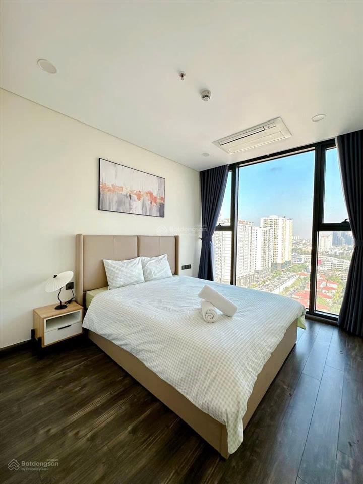 Chính chủ cho thuê căn hoa hậu 4pn 3wc 145m2, full nội thất, view hồ tây, toà n01t7 ngoại giao đoàn
