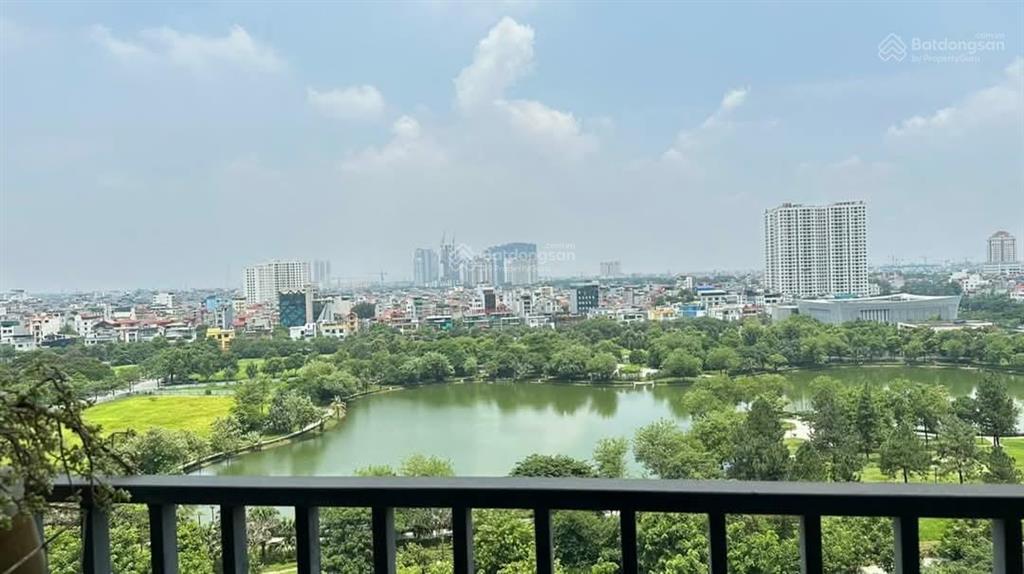 Chính chủ cho thuê căn 3pn 2wc 122m2, căn góc, view hồ, tòa n01t4 ngoại giao đoàn, 17tr, 0393 755 ***