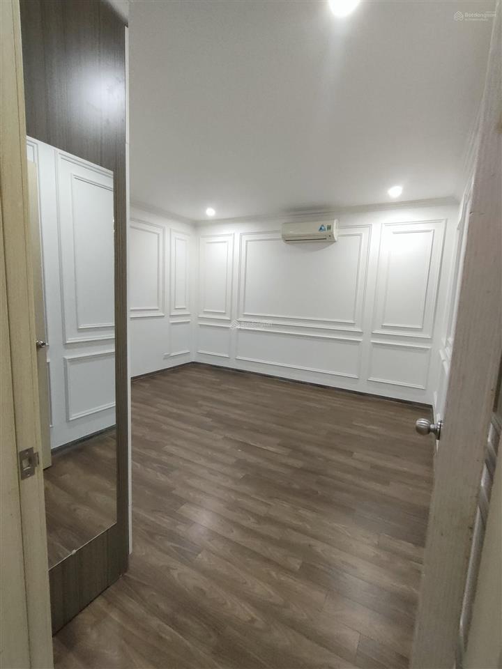 Chính chủ cần cho thuê căn 3pn, 2wc, 112m2, view hồ, căn hoa hậu, tòa n02t3 ngoại giao đoàn, 14tr