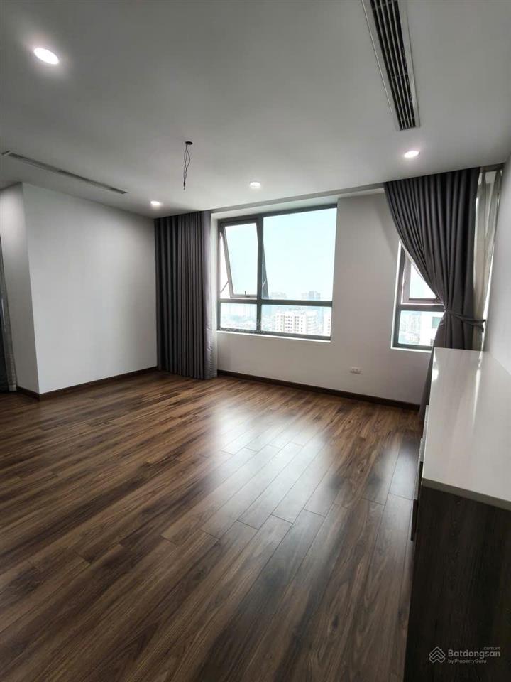 Cần cho thuê căn 3pn, 2wc, 98m, toà n03t1 ngoại giao đoàn, đồ cơ bản, giá 13tr,  0393 755 ***