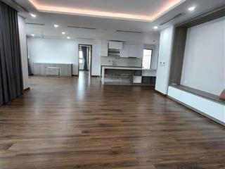 Cần cho thuê căn 3pn, 2wc, 98m, toà n03t1 ngoại giao đoàn, đồ cơ bản, giá 13tr,  0393 755 ***
