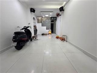 [L2479] Nhà 4 tầng hẻm xe hơi sát ĐH Văn Lang, 12.x tỷ