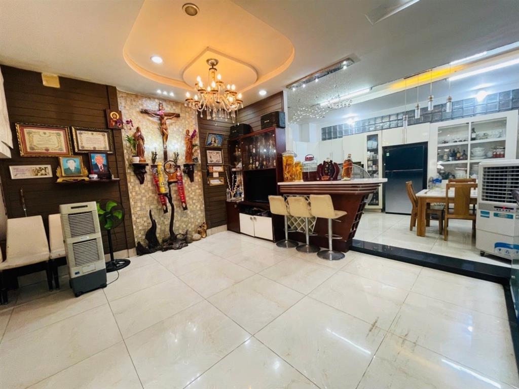 L2741* Nhà 4 tầng hẻm 10m Dương Quảng Hàm Gò Vấp, giá 18.x tỷ