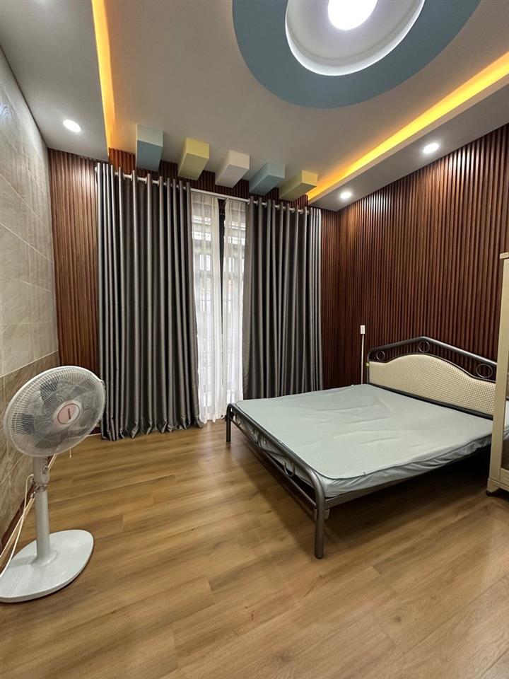 [L2924*] Nhà 2T Nở hậu gần Công Viên Làng Hoa Gò Vấp - 6.x Tỷ