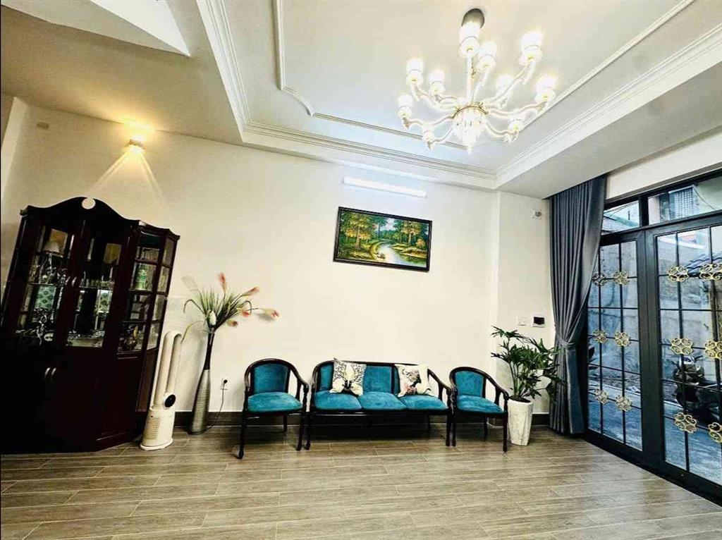 [L2983] Nhà đẹp Phan Huy Ích, Hẻm xe hơi cạnh Emart - Giá 5.x tỷ