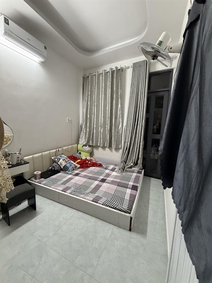 L3013  Nhà đẹp gần Emart Phan Huy Ích, nhỉnh 4 tỷ