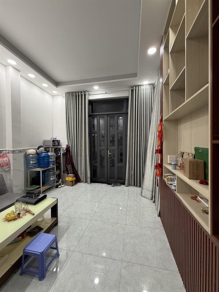 L3013  Nhà đẹp gần Emart Phan Huy Ích, nhỉnh 4 tỷ