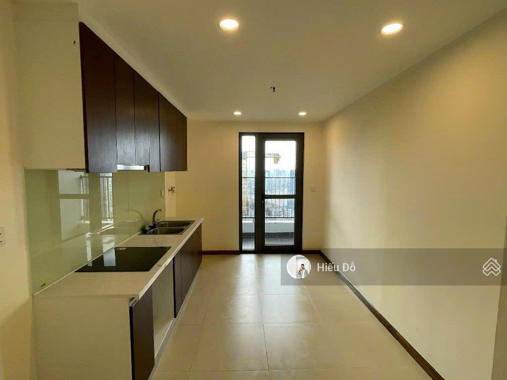 Cho thuê 34t hoàng đạo thuý 160m2 3 ngủ, đồ cơ bản  full đồ chỉ 15tr/tháng.  0963 699 ***