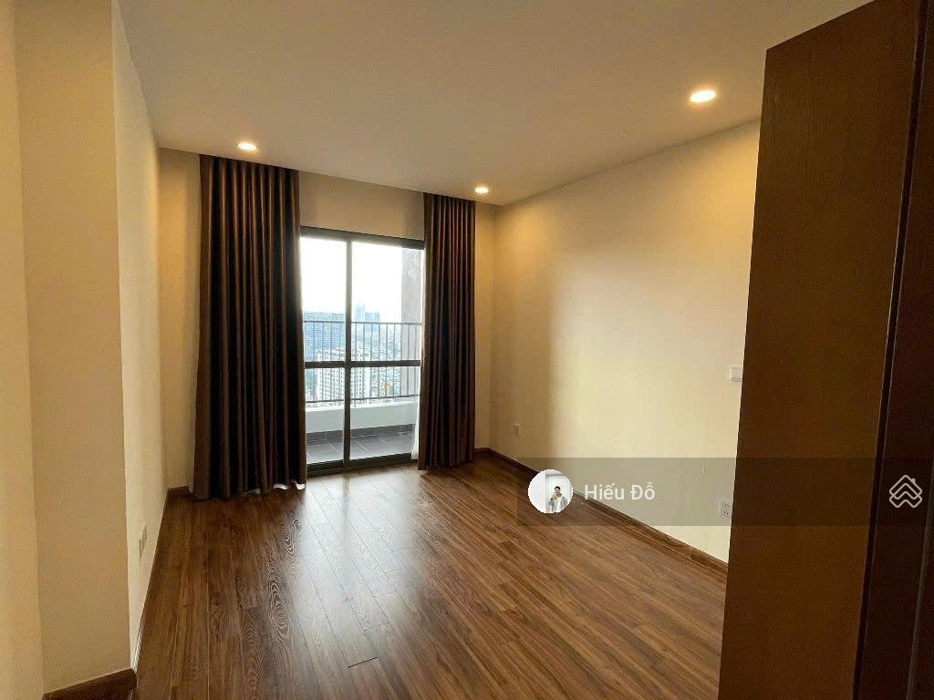Cho thuê 34t hoàng đạo thuý 160m2 3 ngủ, đồ cơ bản  full đồ chỉ 15tr/tháng.  0963 699 ***