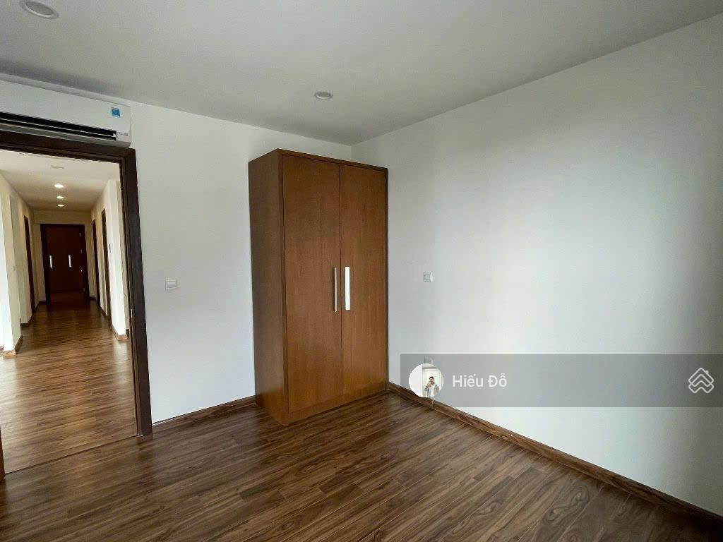 Cho thuê 34t hoàng đạo thuý 160m2 3 ngủ, đồ cơ bản  full đồ chỉ 15tr/tháng.  0963 699 ***