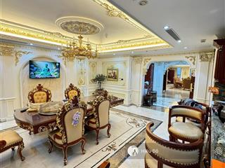 Cho thuê penthouse siêu hiếm 400m2 4n4wc view có 102, full nội thất cao cấp. giá chỉ từ 40tr/tháng