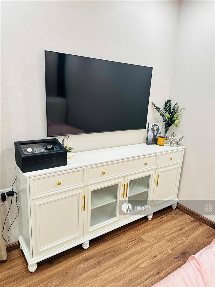 Cần tiền bán gấp siêu phẩm ban cơ yếu chính phủ lê văn lương 215m2 4 ngủ 3wc độc nhất. 0963 699 ***