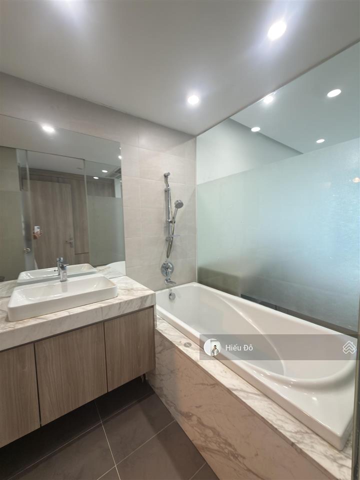 Mandarin garden hoàng minh giám cho thuê ch 130m2 3n2w full đồ. giá chỉ 25 tr/th. có slot oto
