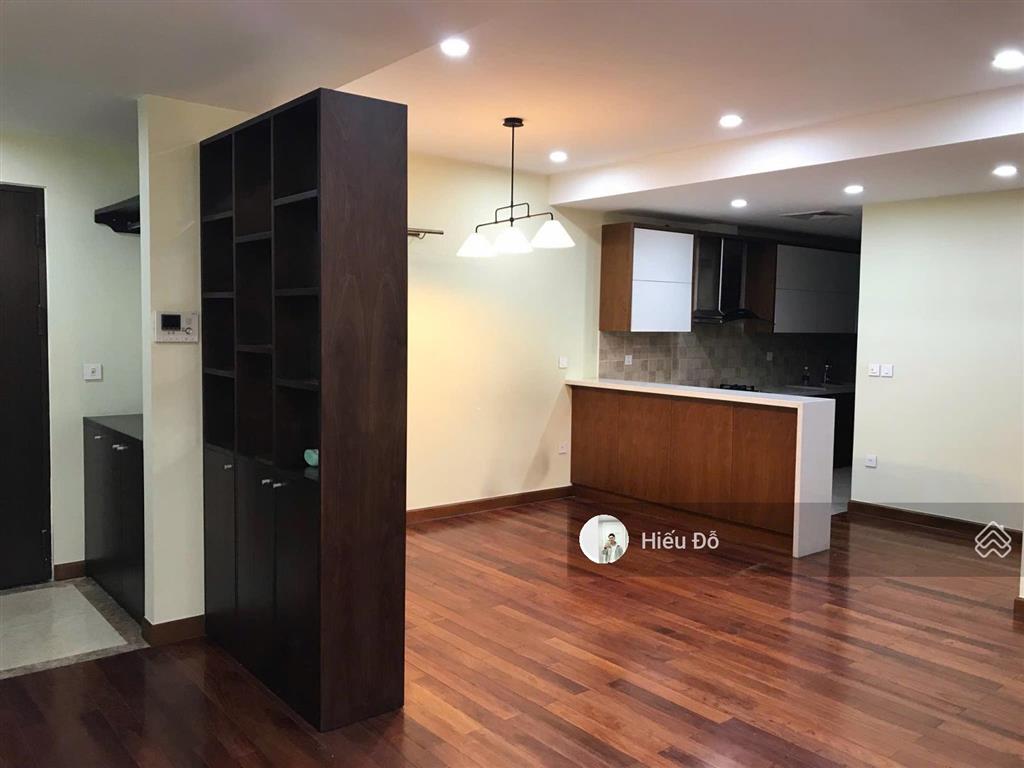 Cho thuê cc mandarin garden, chỉ 25 triệu, 172m2, 3pn, 2wc, đồ cơ bản siêu hot