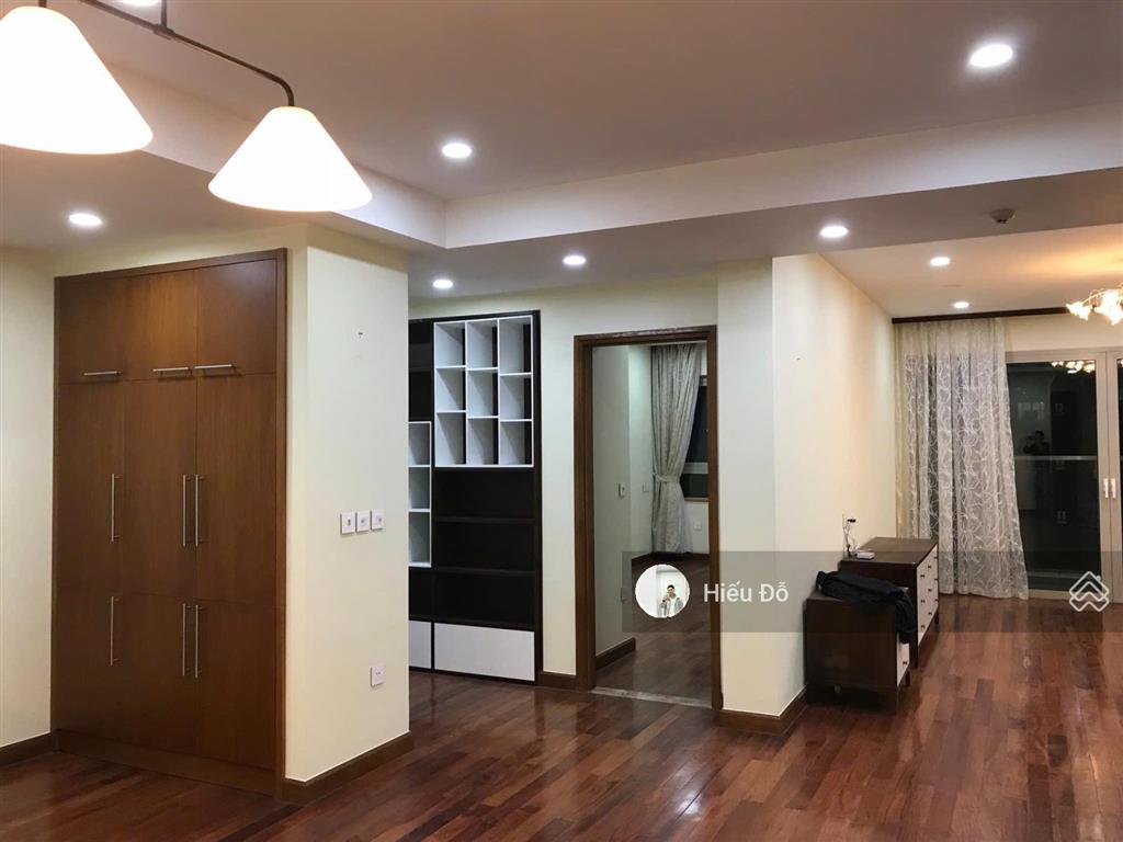 Cho thuê cc mandarin garden, chỉ 25 triệu, 172m2, 3pn, 2wc, đồ cơ bản siêu hot