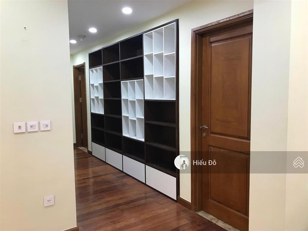 Cho thuê cc mandarin garden, chỉ 25 triệu, 172m2, 3pn, 2wc, đồ cơ bản siêu hot