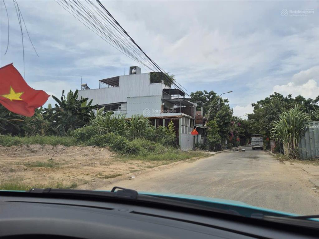 Cho thuê nhà nguyên căn nhà đúc 1 tấm, dt đất 150m2, mặt tiền 5,5m giá cho thuê 7,5 triệu/tháng