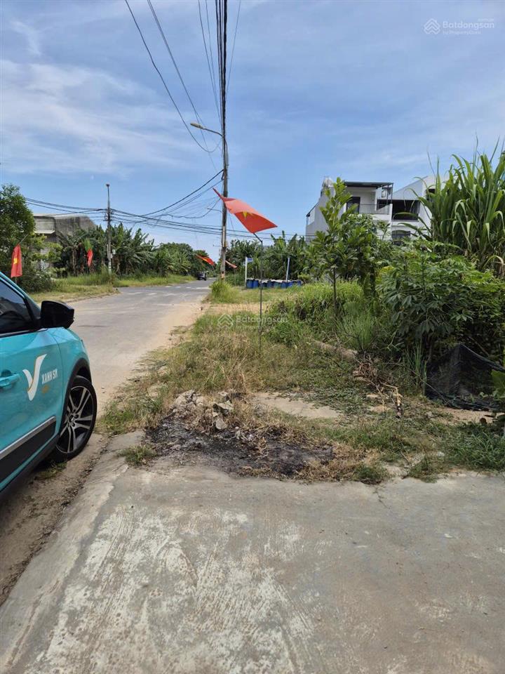Cho thuê nhà nguyên căn nhà đúc 1 tấm, dt đất 150m2, mặt tiền 5,5m giá cho thuê 7,5 triệu/tháng