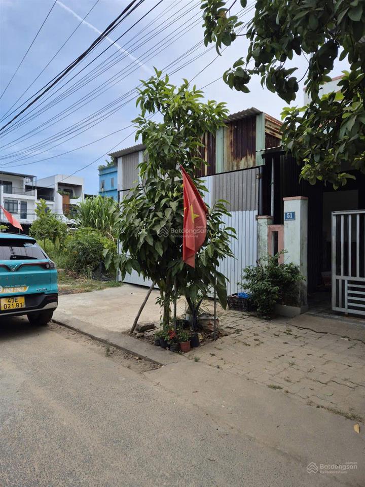 Cho thuê nhà nguyên căn nhà đúc 1 tấm, dt đất 150m2, mặt tiền 5,5m giá cho thuê 7,5 triệu/tháng