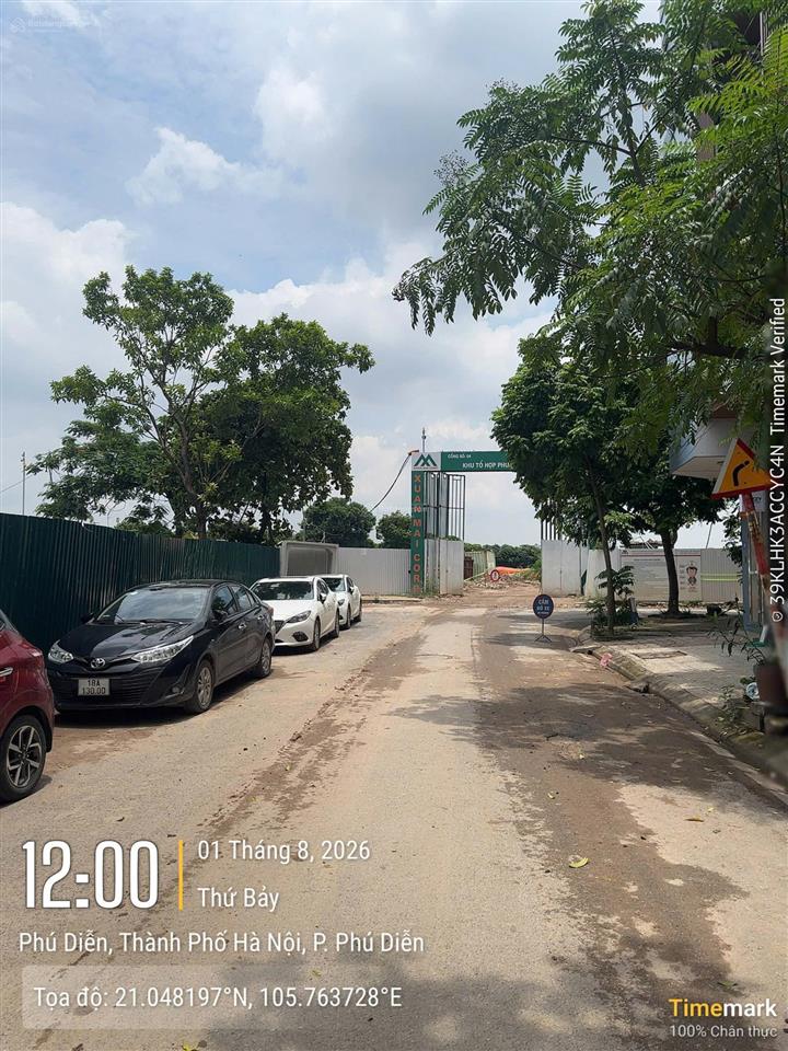 Biệt thự mặt tiền 9m (2 mặt tiền)  có hầm  đối diện ga metro phú diễn