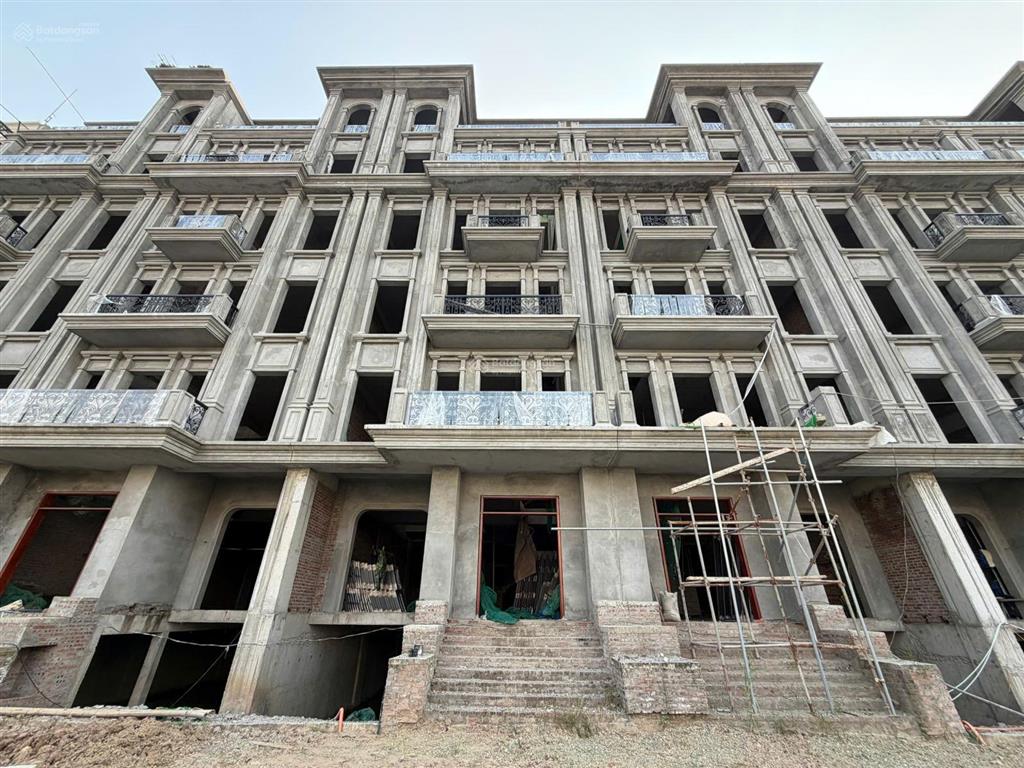 Ra lộc 4 tỷ, chính chủ bán nhà 7 tầng 1 hầm, 554m2 sàn, nằm trục đại lộ nối đường hoàng minh thảo