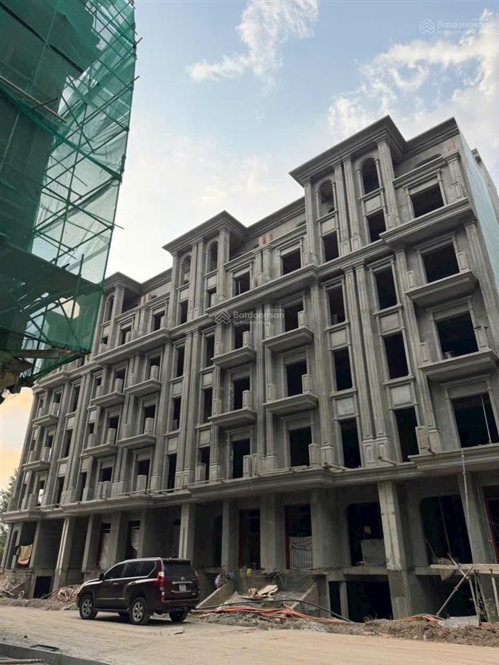 Ra lộc 4 tỷ, chính chủ bán nhà 7 tầng 1 hầm, 554m2 sàn, nằm trục đại lộ nối đường hoàng minh thảo