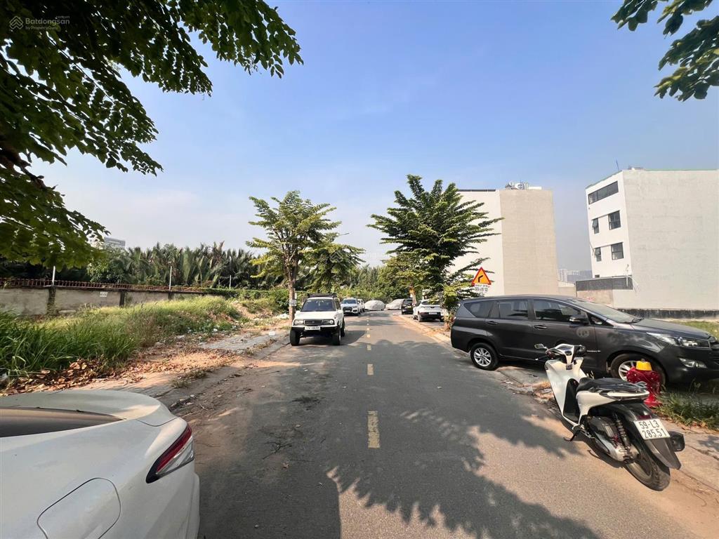 Bán lô đất nền đường đào trí, gần q7 riverside hưng thịnh dt 5x18m, giá cực tốt 7.5 tỷ