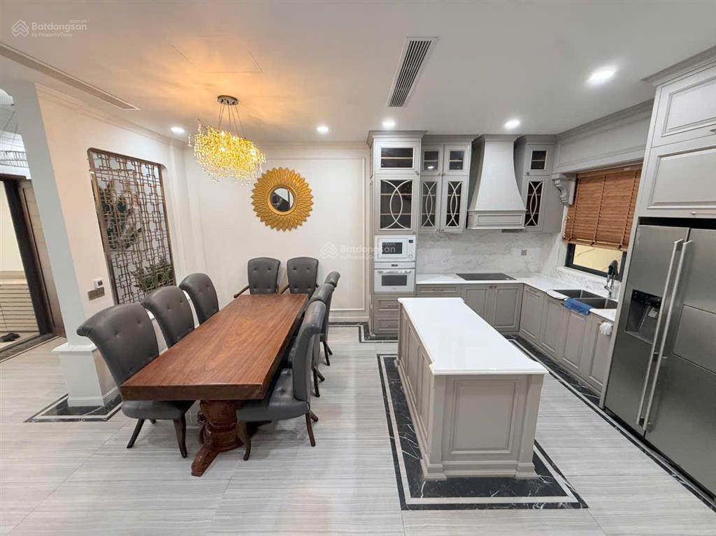 Gia đình cần tiền bán gấp nhà lavila kiến á nhà bè dt 5.5x17.6m (96.8m2) giá 11 tỷ đã bao gồm thuế