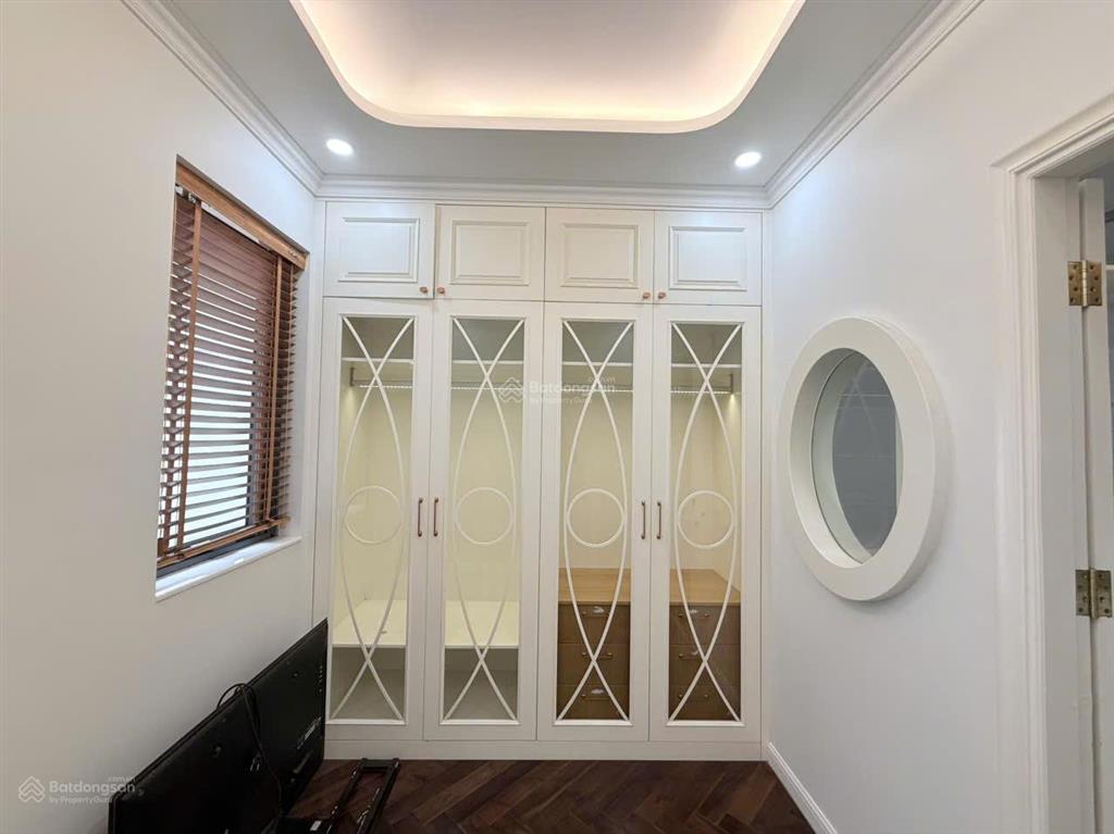 Gia đình cần tiền bán gấp nhà lavila kiến á nhà bè dt 5.5x17.6m (96.8m2) giá 11 tỷ đã bao gồm thuế